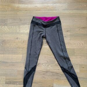 Hard Tail Fuchsia and Charcoal Leggings
